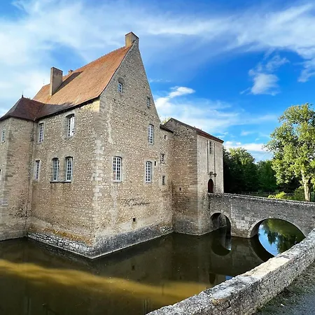 Prázdninový dům Chateau De La Mothe De - Allier, A Proximite De Vichy Vicq (Allier)