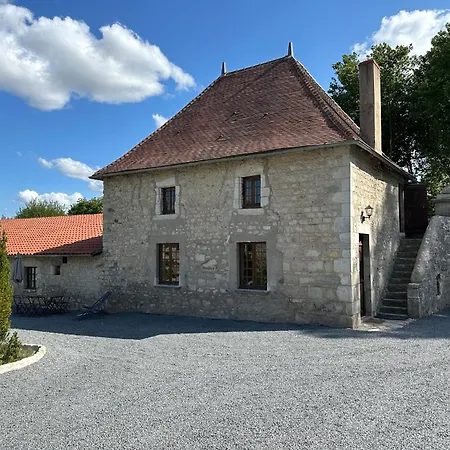 بيت للعطل Chateau De La Mothe De - Allier, A Proximite De Vichy Vicq (Allier)