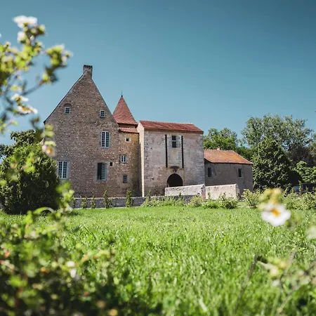 Dom wakacyjny Au Chateau De La Mothe De - Allier, A Proximite De Vichy *